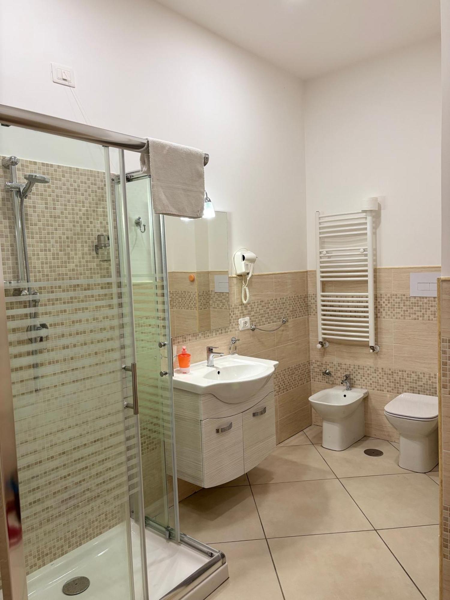 Serena Rooms Solofra Ngoại thất bức ảnh
