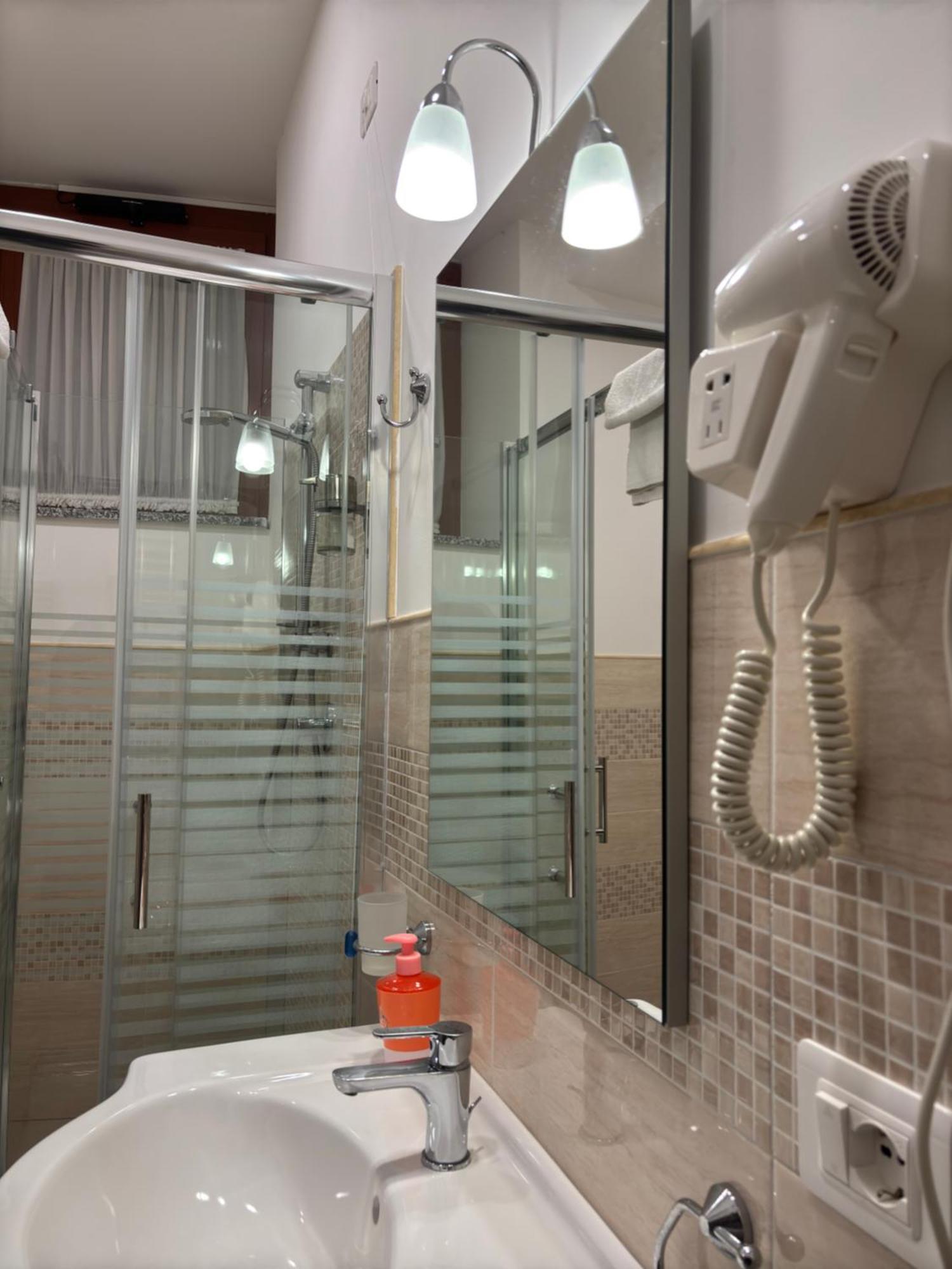 Serena Rooms Solofra Ngoại thất bức ảnh