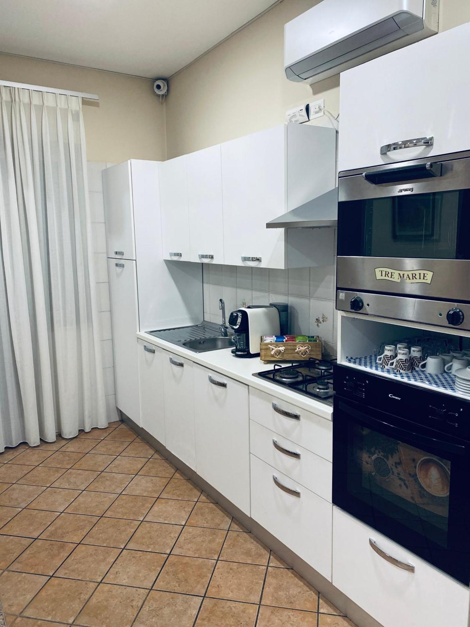 Serena Rooms Solofra Ngoại thất bức ảnh
